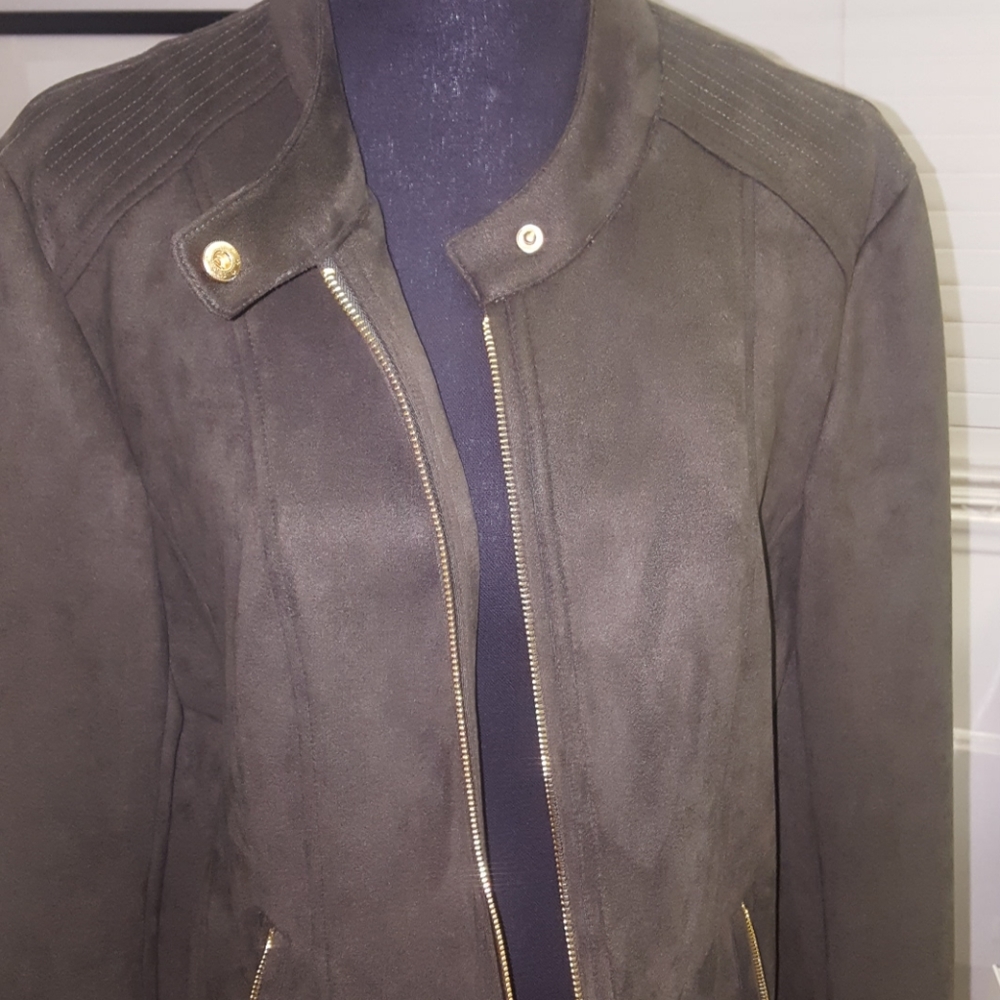 Jacket - Picture 2 of 5